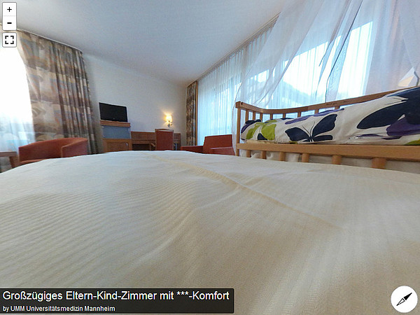 Mutter-Kind-Einheit: Großzügiges Eltern-Kind-Zimmer mit ***-Komfort in 360° Ansicht - Klicken Sie zum Öffnen des Panoramas