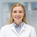 Dr. Julia Mühlbauer