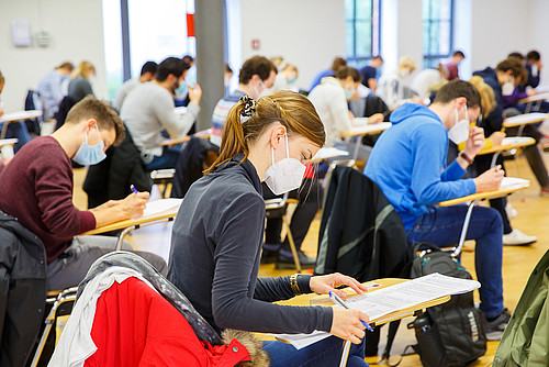 Super Ergebnisse beim zweiten Abschnitt der Ärztlichen Prüfung