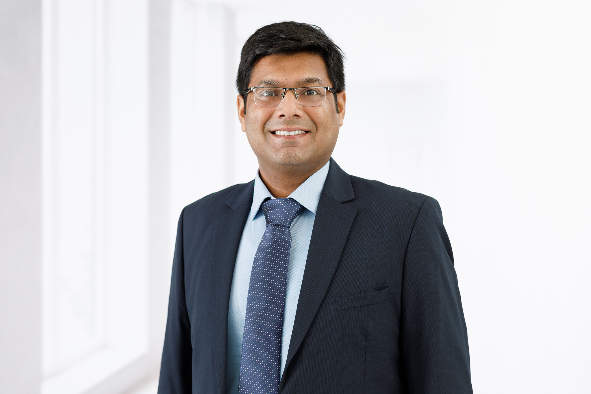 Das Foto zeigt Herrn Dr. Mahak Singhal, den Wissenschaftler, der den ERC Starting-Grant eingeworben hat. Herr Dr. Singhal ist indischer Abstammung. 